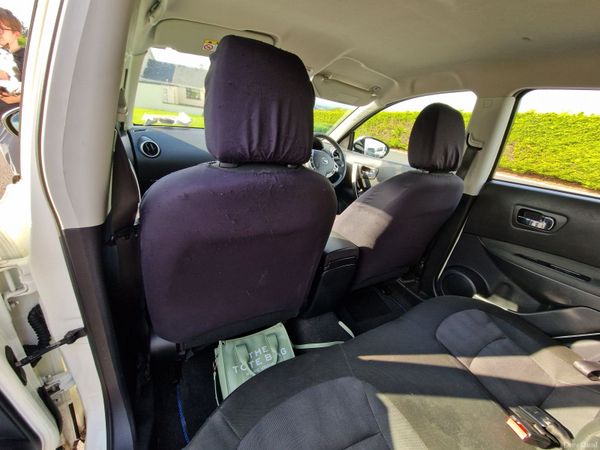Nissan Qashqai Hatchback, Diesel, 2013, White