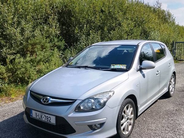 Hyundai i30 Hatchback, Diesel, 2011, Silver