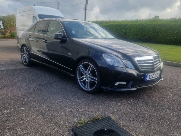 Mercedes-Benz E-Class Saloon, Diesel, 2011, Black
