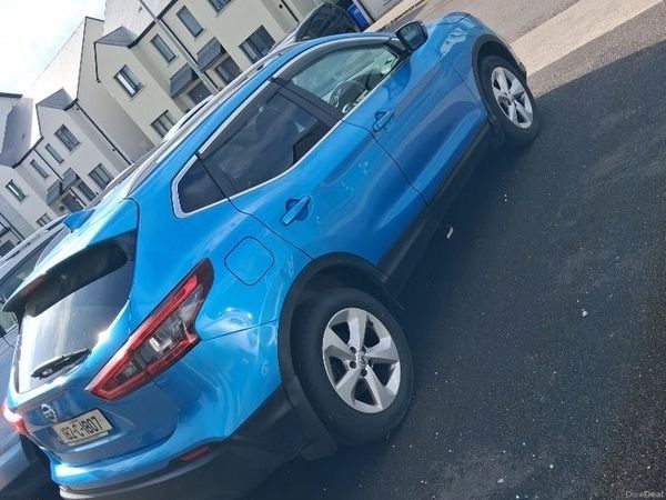 Nissan Qashqai MPV, Diesel, 2018, Blue