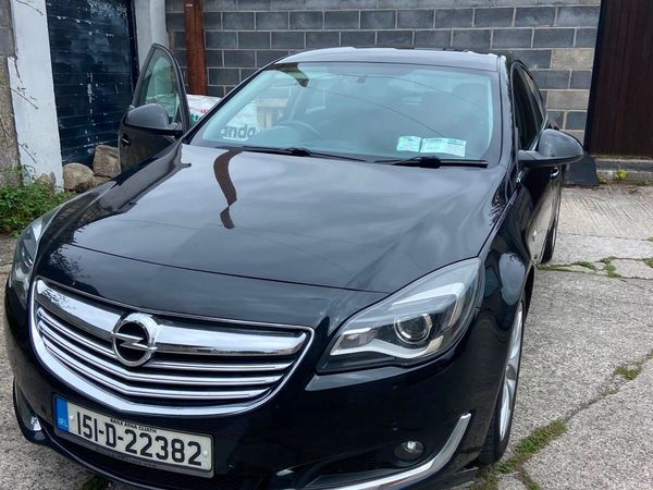 Opel Insignia Hatchback, Diesel, 2015, Black