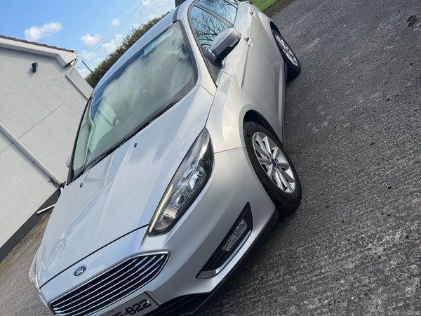 Ford Focus Hatchback, Diesel, 2018, Grey