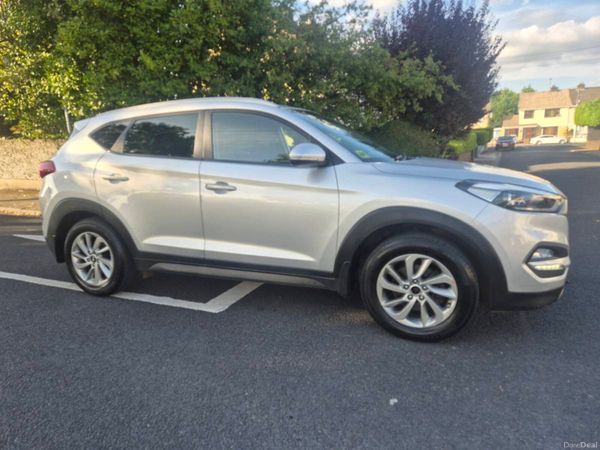 Hyundai Tucson SUV, Diesel, 2016, Silver