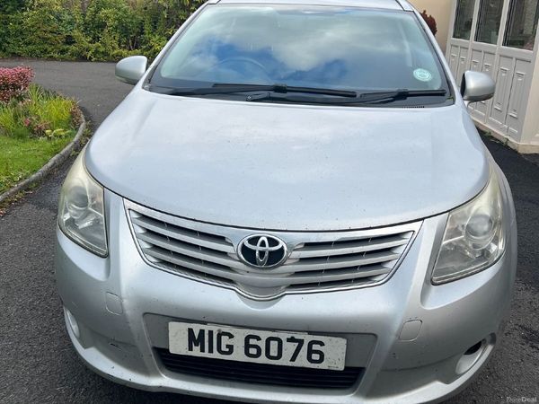 Toyota Avensis Estate, Diesel, 2011, Silver