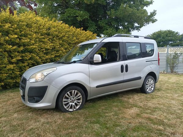 Fiat Doblo MPV, Diesel, 2011, Grey