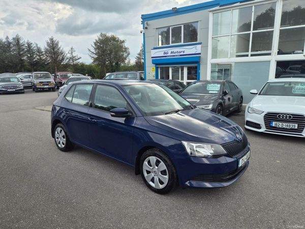 Skoda Fabia Hatchback, Petrol, 2017, Blue