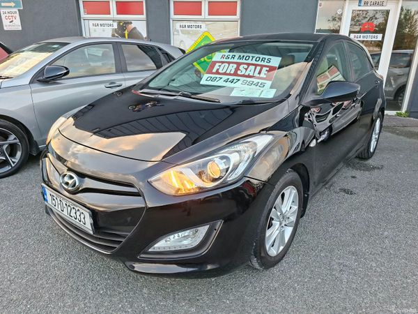Hyundai i30 Hatchback, Petrol, 2015, Black