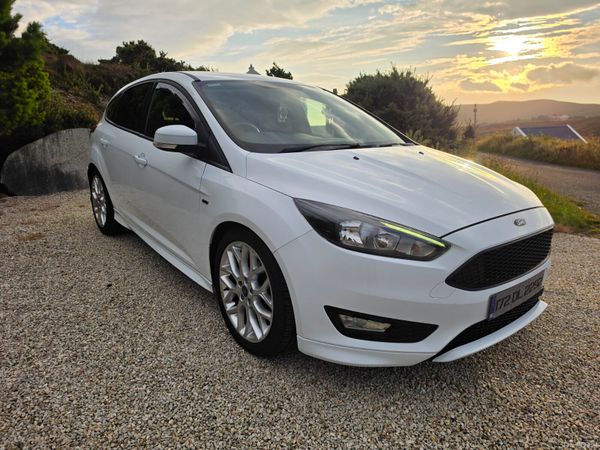 Ford Focus Hatchback, Diesel, 2017, White