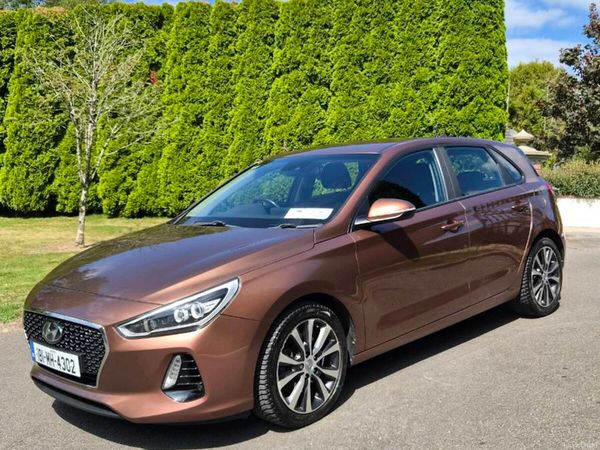 Hyundai i30 Hatchback, Petrol, 2018, Bronze