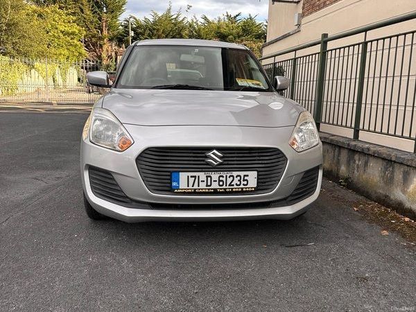 Suzuki Swift Hatchback, Petrol, 2017, Silver