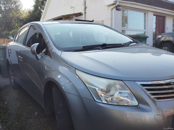 Toyota Avensis Saloon, Diesel, 2011, Grey