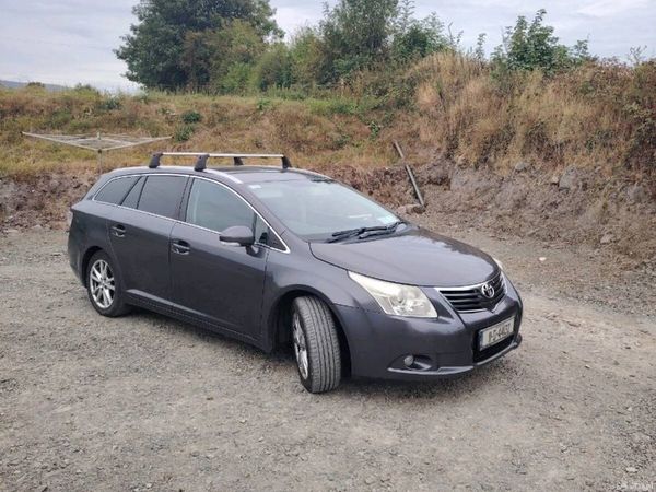 Toyota Avensis Estate, Diesel, 2011, Grey