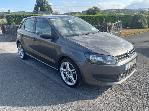 Volkswagen Polo Hatchback, Petrol, 2013, Grey