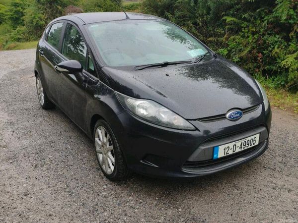 Ford Fiesta Hatchback, Diesel, 2012, Black