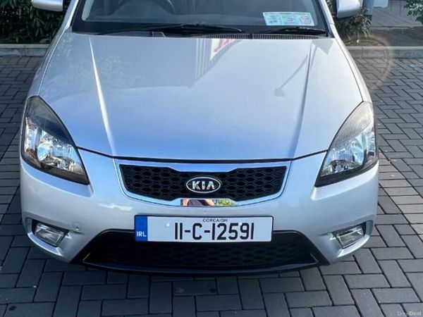 Kia Rio Hatchback, Petrol, 2011, Silver