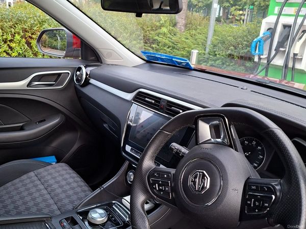 MG ZS Hatchback, Electric, 2021, Red