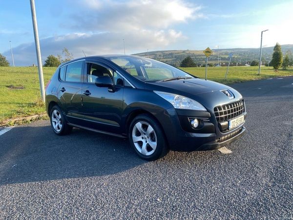 Peugeot 3008 MPV, Diesel, 2013, Blue