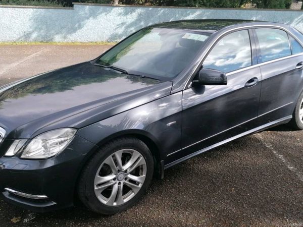 Mercedes-Benz E-Class Saloon, Diesel, 2012, Grey