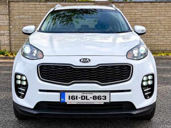Kia Sportage SUV, Diesel, 2016, White