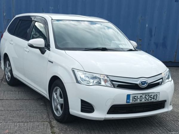 Toyota Corolla Estate, Petrol Hybrid, 2015, White