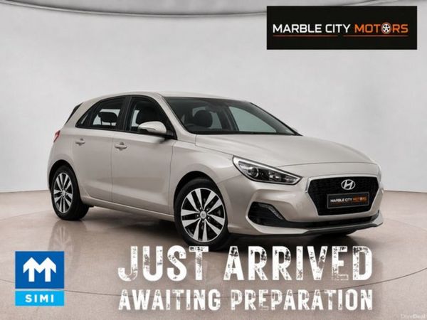 Hyundai i30 Hatchback, Petrol, 2019, White