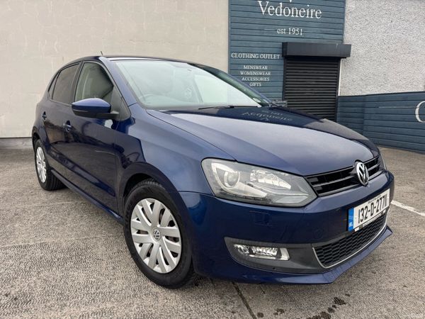Volkswagen Polo Hatchback, Petrol, 2013, Blue