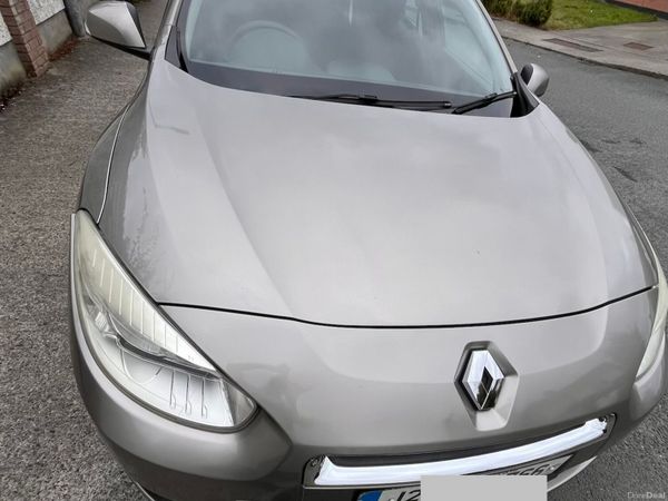 Renault Fluence Saloon, Diesel, 2012, Gold