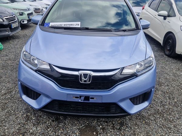 Honda Fit Hatchback, Petrol Hybrid, 2016, Blue