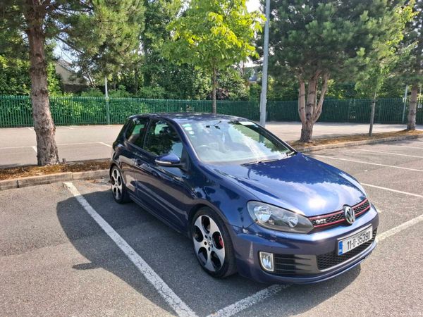 Volkswagen Golf Hatchback, Petrol, 2011, Blue