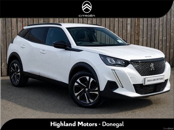 Peugeot 2008 MPV, Petrol, 2023, White
