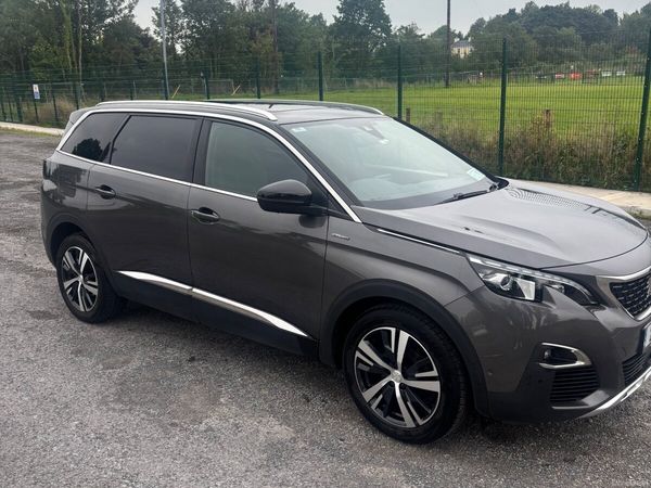 Peugeot 5008 MPV, Diesel, 2020, Grey