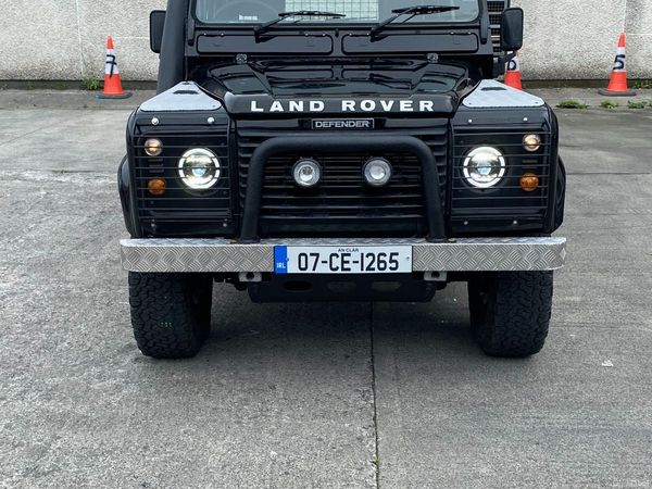 Land Rover Defender SUV, Diesel, 2007, Black