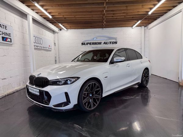 BMW 3-Series Saloon, Petrol Hybrid, 2023, White