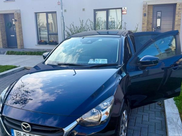 Mazda Demio MPV, Petrol, 2018, Blue