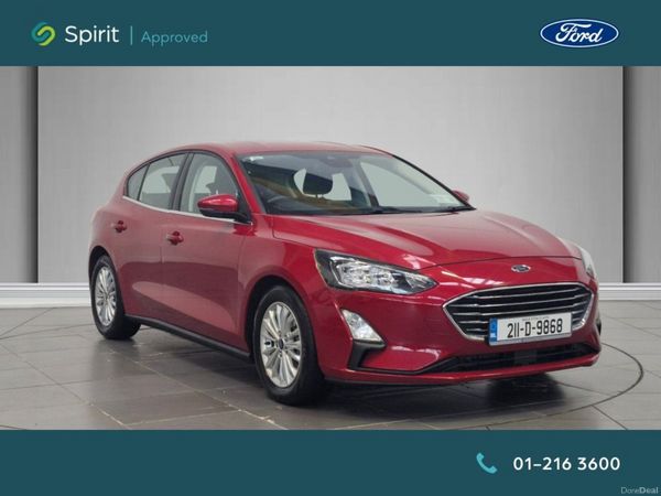 Ford Focus Hatchback, Petrol Hybrid, 2021, Red