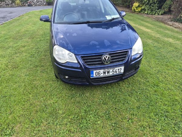 Volkswagen Polo Hatchback, Petrol, 2006, Blue