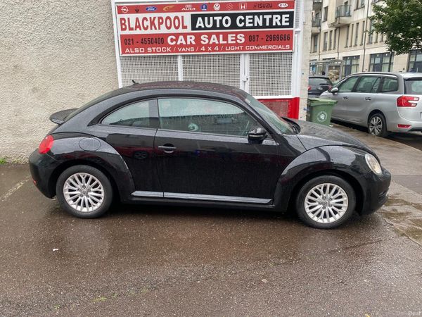 Volkswagen Beetle Hatchback, Diesel, 2014, Black