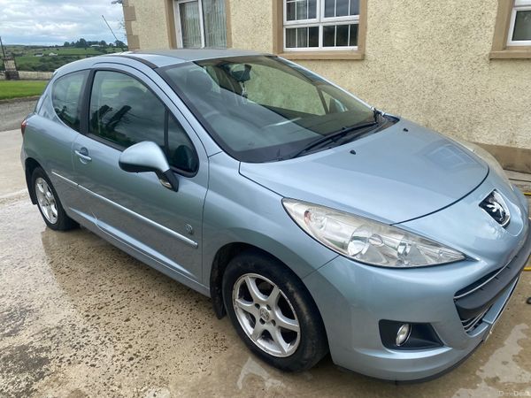 Peugeot 207 Hatchback, Diesel, 2011, Blue