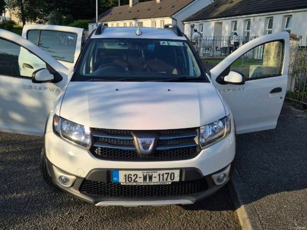 Dacia Sandero Stepway Hatchback, Diesel, 2016, White