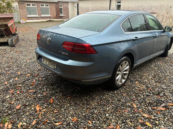 Volkswagen Passat Saloon, Diesel, 2015, Blue