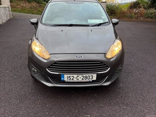 Ford Fiesta Hatchback, Petrol, 2015, Grey