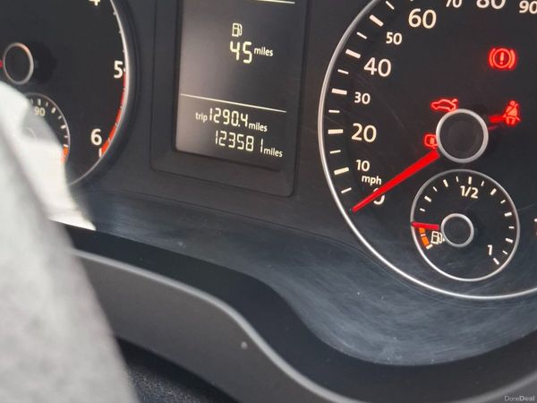 Volkswagen Jetta Saloon, Diesel, 2011, Black