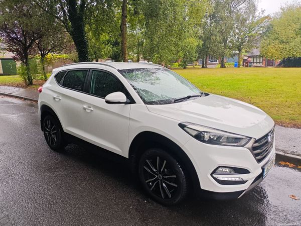 Hyundai Tucson SUV, Diesel, 2016, White