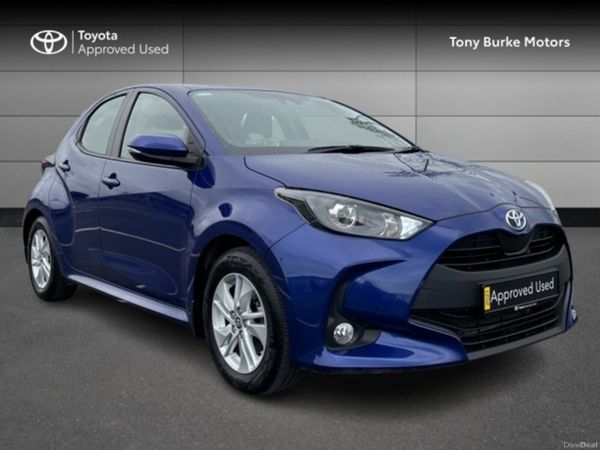 Toyota Yaris Hatchback, Petrol Hybrid, 2022, Blue