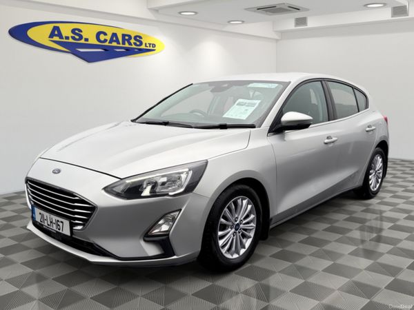 Ford Focus Hatchback, Petrol, 2021, Grey