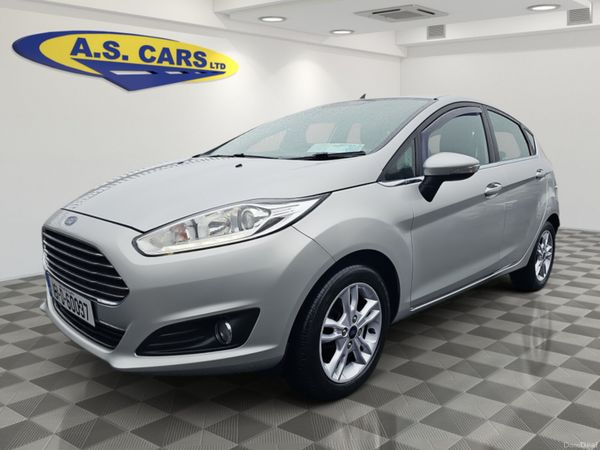 Ford Fiesta Hatchback, Petrol, 2016, Silver