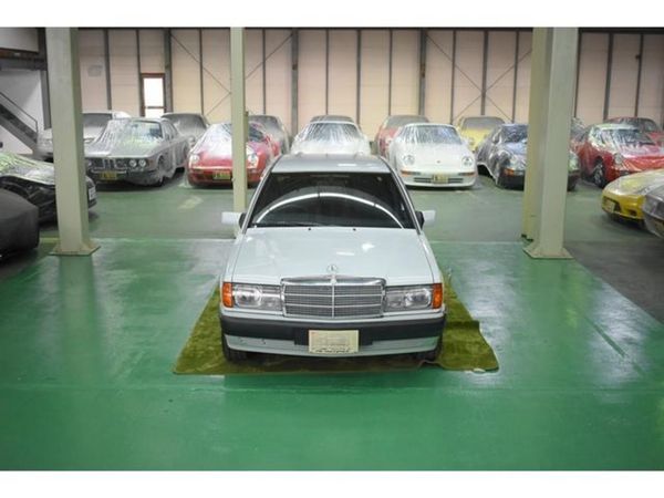 Mercedes-Benz 190 Saloon, Diesel, 1992, White