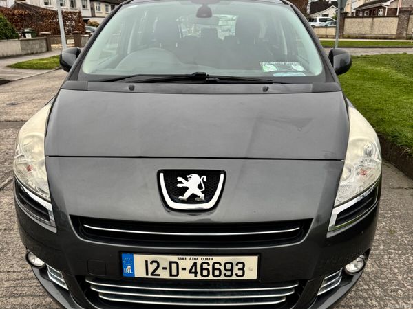 Peugeot 5008 MPV, Diesel, 2012, Grey