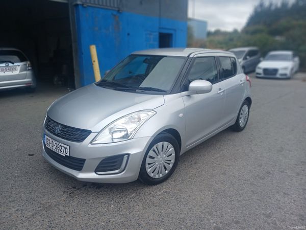 Suzuki Swift Hatchback, Petrol, 2013, Silver