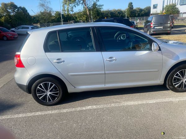 Volkswagen Golf Hatchback, Petrol, 2007, Silver